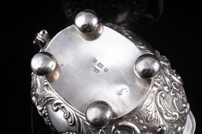 Lot 533 - A Victorian Rococo Revival silver tea service