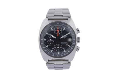 Lot 560 - Heuer Carrera: a stainless steel cased automatic chronograph wristwatch