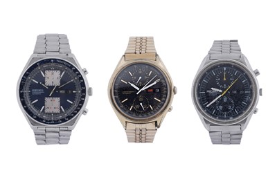Lot 504 - Three Seiko automatic chronograph wristwatches