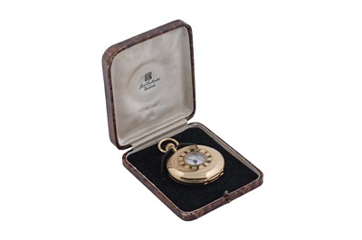 Lot 601 - Goldsmiths and Silversmiths Co Ltd: an 18ct yellow gold cased keyless hunter pocket watch