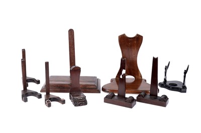 Lot 130 - Nine 19th Century and later plate stands