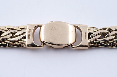 Lot 65 - A 9ct yellow gold fancy woven link chain necklace