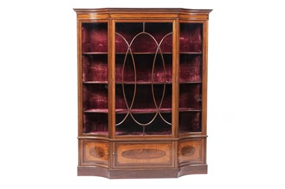 Lot 1267 - An Edwardian Sheraton Revival mahogany display cabinet
