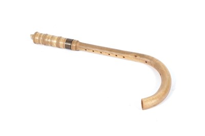 Lot 540 - A soprano crumhorn