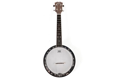 Lot 50 - A Barnes and Mullins ukulele banjo