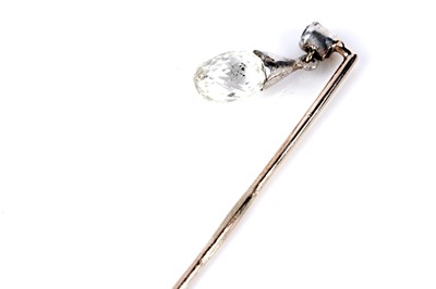 Lot 726 - A briolette diamond tie pin