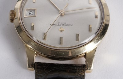 Lot 576 - Vacheron & Constantine: an 18ct yellow gold cased automatic wristwatch