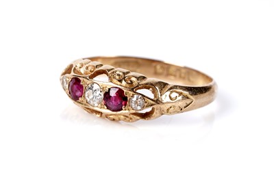 Lot 744 - An early 20th Century ruby and diamond ring