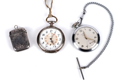 Lot 310 - A selection of pocket watches and accessories