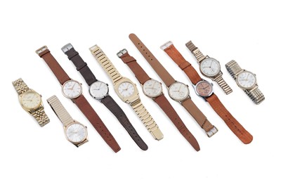 Lot 571 - A selection of manual wind wristwatches