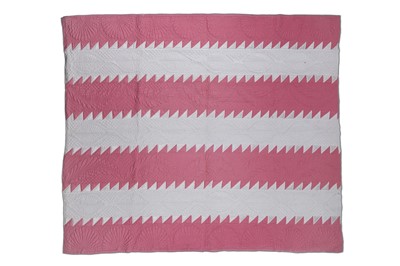 Lot 85 - An early 20th Century Art Deco influenced Durham quilt