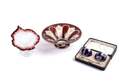 Lot 407 - A pair of cut-glass tables salts; and other items of glassware