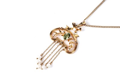 Lot 767 - Barnet Henry Joseph: Art Nouveau pendant