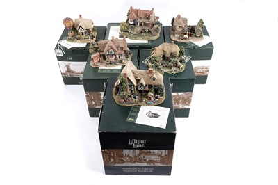 Lot 351 - A collection of Lilliput Lane model cottages