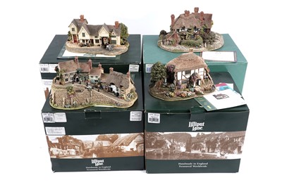 Lot 353 - A collection of Lilliput Lane model cottages