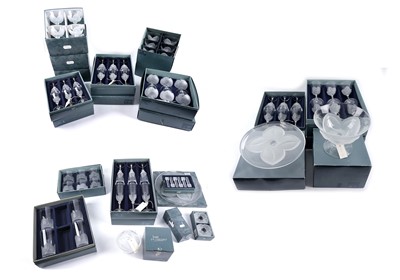 Lot 413 - ﻿A large suite of J. G. Durand Cristal 'Florence' pattern glassware, most with boxes