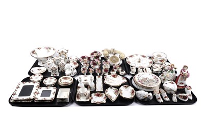 Lot 370 - A selection of Royal Albert ‘Old Country Roses’ pattern ceramics