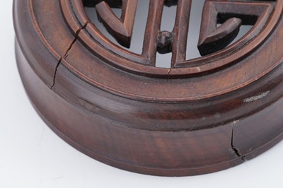 Lot 809 - A pair of 18th Century Chinese ginger jars