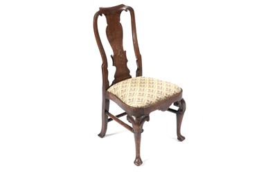 Lot 1292 - A George II walnut side chair