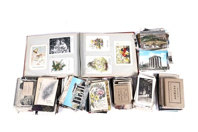 Lot 174 - A quantity of 20th Century, mainly Christmas related post cards