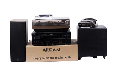 Lot 604 - A collection of hi-fi components