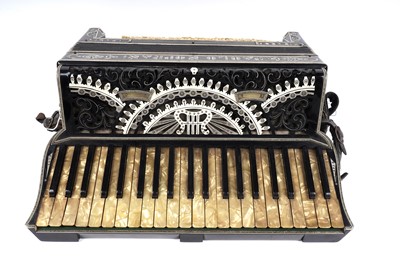 Lot 1 - A Paolo Soprani accordion