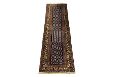 Lot 574 - A Hereke runner