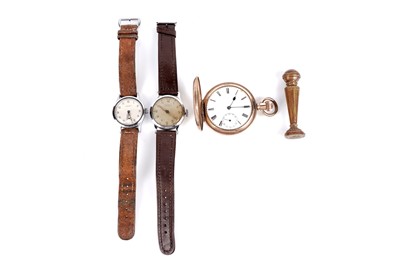 Lot 271 - A selection of watches and accessories
