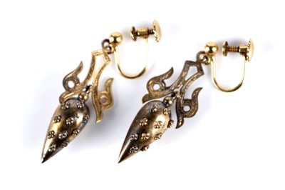 Lot 773 - A pair of Victorian hollow cast gold earrings