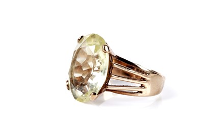 Lot 209 - A citrine cocktail ring