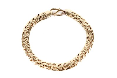 Lot 780 - An Indian 22ct yellow gold fancy link chain bracelet