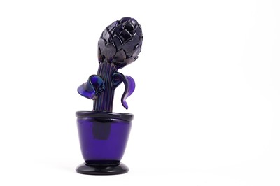 Lot 629 - Murano designed by Napoleone Martinuzzi: an artichoke vase