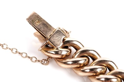 Lot 598 - An antique yellow gold bracelet