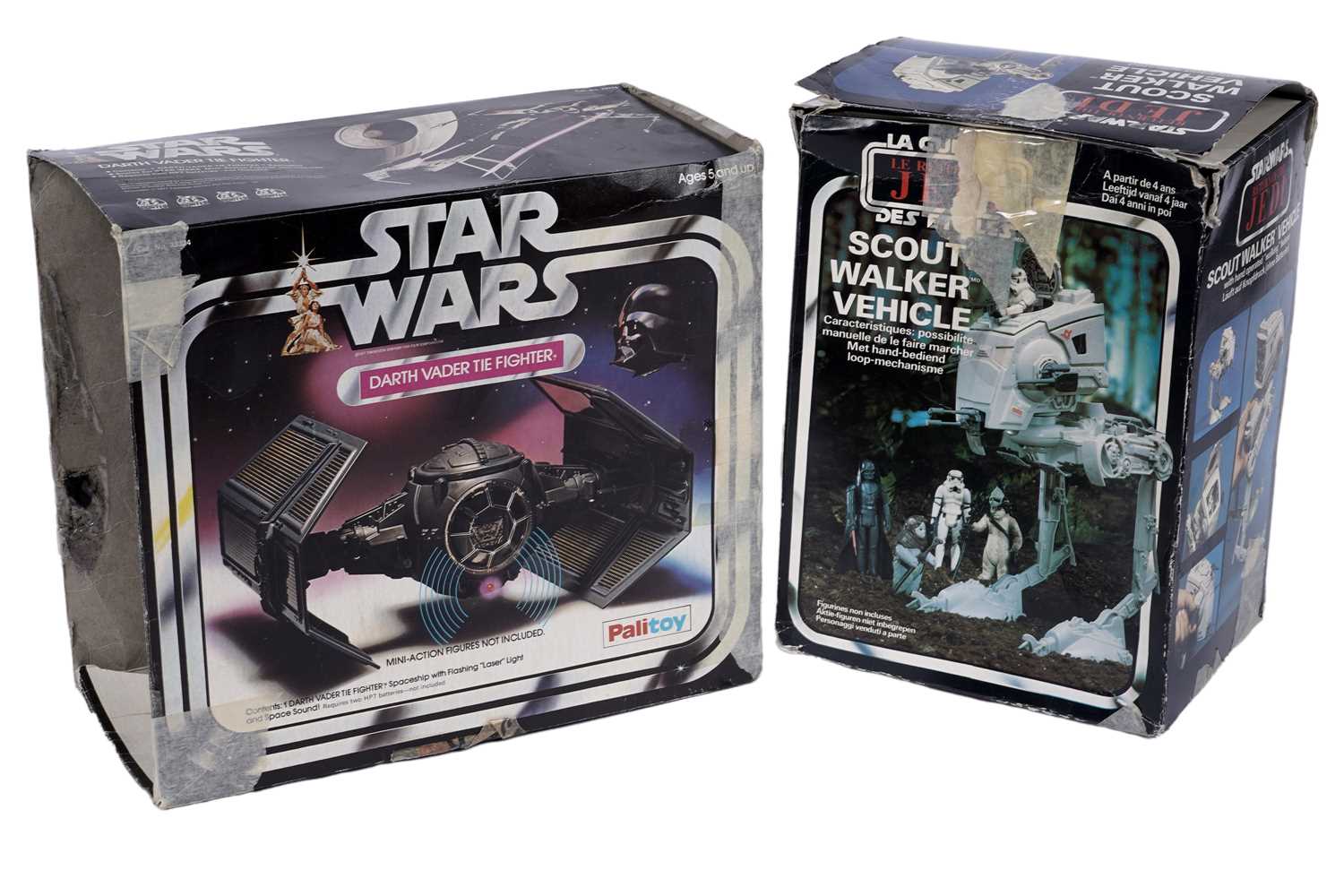 Lot 22 - Two Star Wars toys