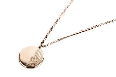 Lot 637 - A 9ct yellow gold portrait locket pendant necklace