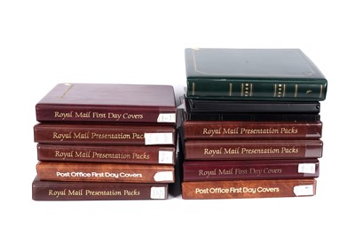 Lot 221 - A large collection of Royal Mail Presentation Packs; and other items