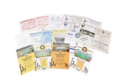 Lot 462 - English football programmes