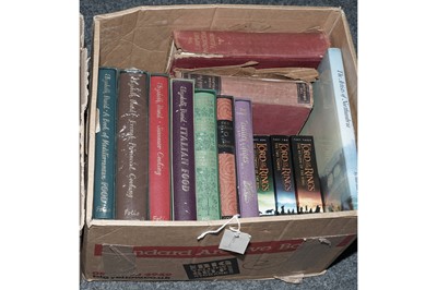 Lot 324 - ﻿A selection of Folio Society and other books
