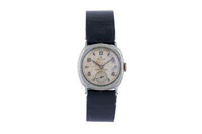 Lot 422 - Rolex: a stainless steel cased manual wind wristwatch