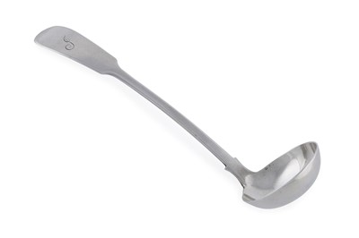 Lot 123 - A Scottish provincial silver Fiddle pattern toddy ladle