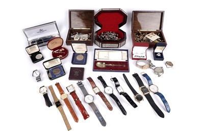 Lot 264 - A collection of wristwatches; and other collectibles