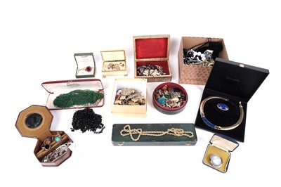 Lot 220 - A collection of silver and costume jewellery