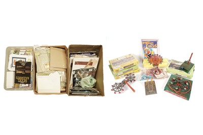 Lot 373 - Four IHC Carnival HO-gauge plastic model kits; and other items