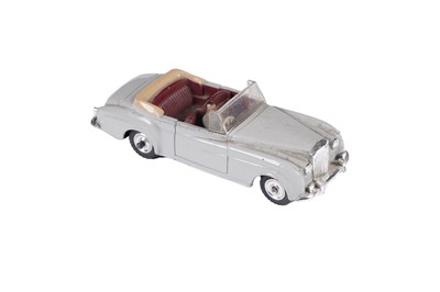 Lot 66 - A Dinky Toys No. 194 Bentley Coupe