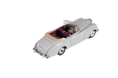 Lot 66 - A Dinky Toys No. 194 Bentley Coupe
