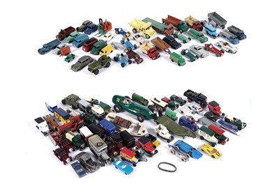 Lot 69 - A quantity of loose diecast model vehicles