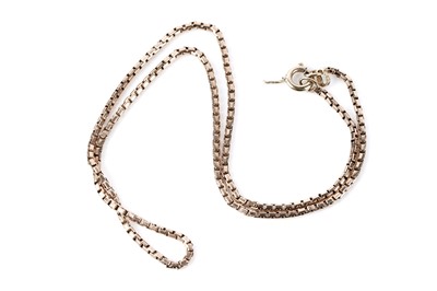 Lot 223 - A 9ct yellow gold box link chain necklace