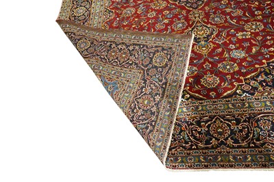 Lot 127 - A Persian hand-knotted Kashan carpet