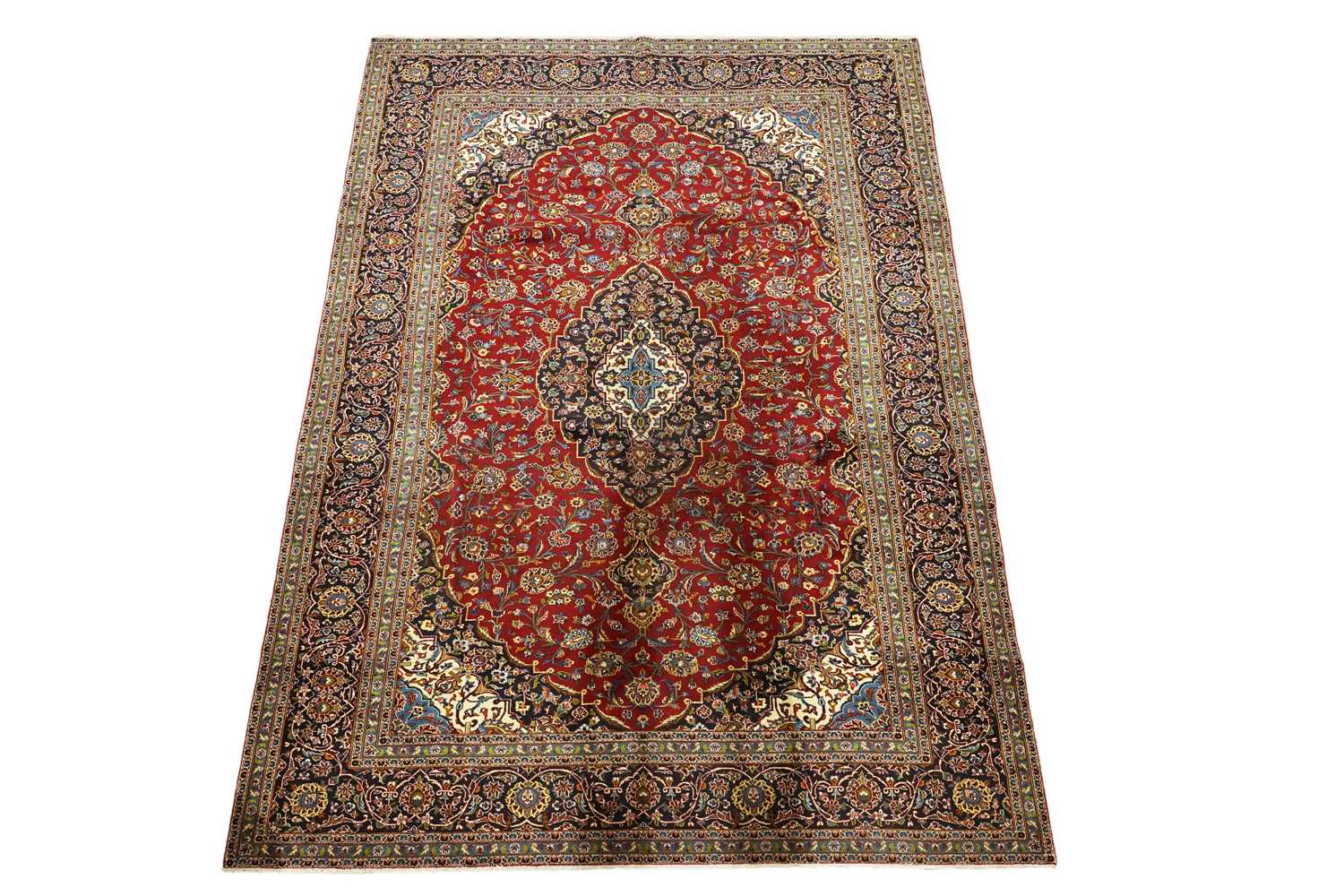Lot 127 - A Persian hand-knotted Kashan carpet