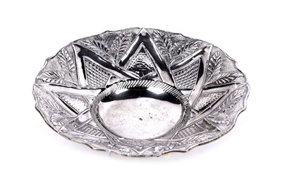 Lot 322 - An early 20th Century silver circular bowl